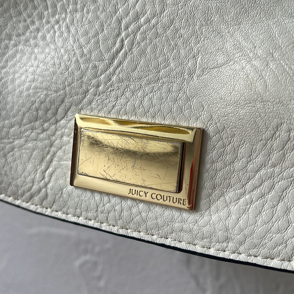 Juicy couture white cross body purse - Picture 4 of 11